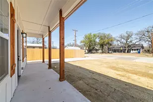 1105 1st St, Brownwood, TX 76801 - Photo 6