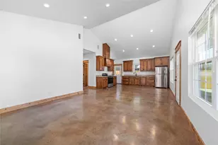 1105 1st St, Brownwood, TX 76801 - Photo 22