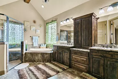 217 Maverick Court, Granbury, TX 76049 - Photo 22