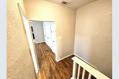 1927 W 10th Street, Dallas, TX 75208 - Photo 10