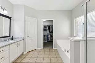 8211 Holliday Rd, Lantana, TX 76226 - Photo 20