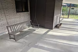 111 Maxine St, Mineola, TX 75773 - Photo 8