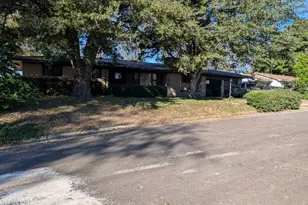 111 Maxine St, Mineola, TX 75773 - Photo 1