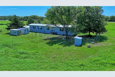22559 N 59 Highway, Saint Jo, TX 76265 - Photo 12