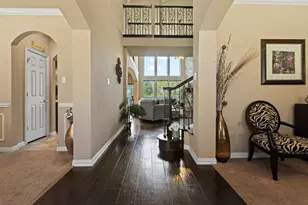 912 Danbury Dr, DeSoto, TX 75115 - Photo 4