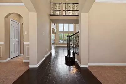 912 Danbury Drive, DeSoto, TX 75115 - Photo 4