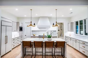 3935 Hawick Ln, Dallas, TX 75220 - Photo 8