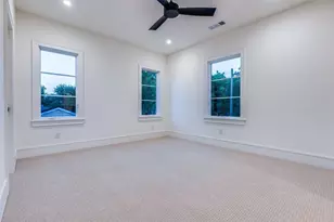 3935 Hawick Ln, Dallas, TX 75220 - Photo 22