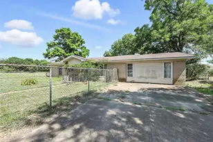 408 Alsdorf St, Rosser, TX 75157 - Photo 2