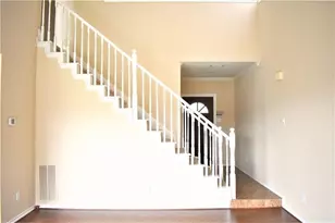 812 Canal St, Irving, TX 75063 - Photo 4