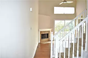 812 Canal St, Irving, TX 75063 - Photo 8