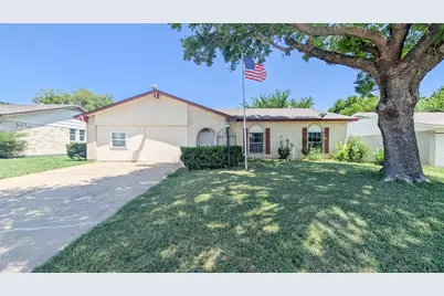 1107 Waverly Drive, Arlington, TX 76015 - Photo 1