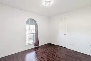 1107 Waverly Dr, Arlington, TX 76015 - Photo 6