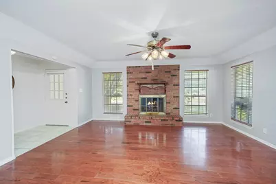 113 Diane Drive, Sanger, TX 76266 - Photo 4