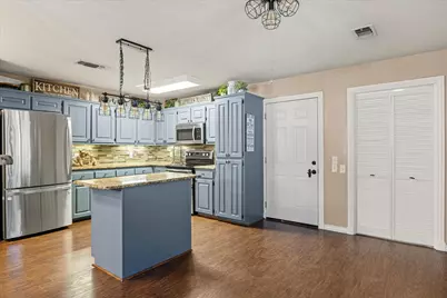 6506 Choctaw Court, Granbury, TX 76049 - Photo 14