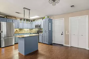 6506 Choctaw Ct, Granbury, TX 76049 - Photo 14