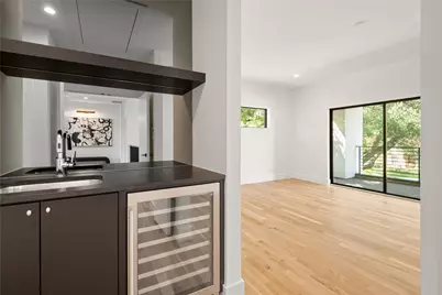 6906 Clayton Avenue, Dallas, TX 75214 - Photo 30