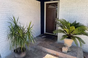 102 Shady Oak Rd, Keene, TX 76059 - Photo 2