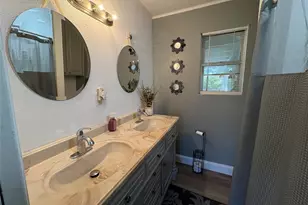 102 Shady Oak Rd, Keene, TX 76059 - Photo 12