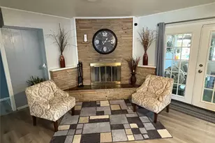 102 Shady Oak Rd, Keene, TX 76059 - Photo 6