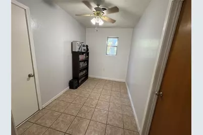 102 Shady Oak Road, Keene, TX 76059 - Photo 18