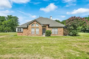 6077 Green Valley Cir, Aubrey, TX 76227 - Photo 1