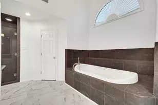 6077 Green Valley Cir, Aubrey, TX 76227 - Photo 16