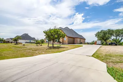 1053 Tex Lane, Springtown, TX 76082 - Photo 4