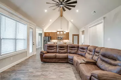 1053 Tex Lane, Springtown, TX 76082 - Photo 14