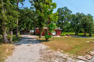 400 Oak St, Nocona, TX 76255 - Photo 6