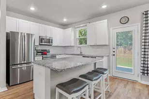 608 Porcupine Dr, Springtown, TX 76082 - Photo 4