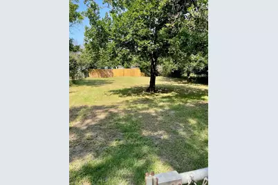 1020 N Clinton Street, Stephenville, TX 76401 - Photo 12