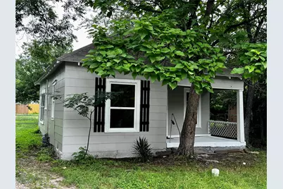 1020 N Clinton Street, Stephenville, TX 76401 - Photo 2