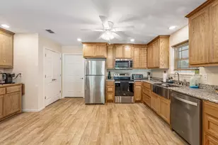 306 Dale Ave, Stephenville, TX 76401 - Photo 4