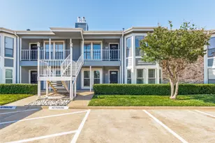 630 W Canty St, Dallas, TX 75208 - Photo 2