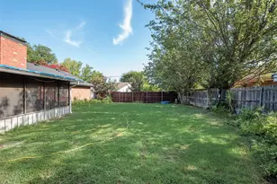 3817 Misty Meadow Dr, Fort Worth, TX 76133 - Photo 18