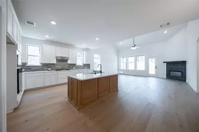 2116 Corbera Drive, Little Elm, TX 75068 - Photo 4