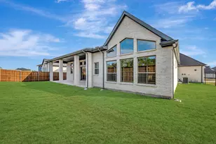 2249 Village Trl, Lakewood Village, TX 75068 - Photo 2