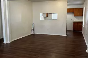 319 Ware Dr, Grand Prairie, TX 75051 - Photo 1