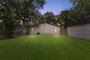 8223 Jacobie Blvd, Dallas, TX 75217 - Photo 24