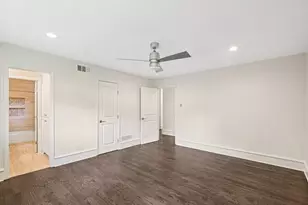 7023 Lupton Dr, Dallas, TX 75225 - Photo 20