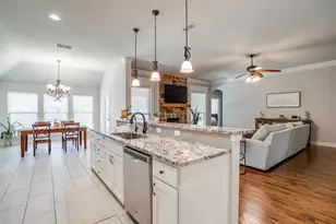 195 Melbourne Dr, Willow Park, TX 76087 - Photo 12