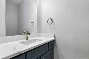 810 Euclid St, Cleburne, TX 76033 - Photo 20