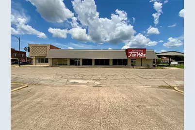 405 E Commerce Street, Mexia, TX 76667 - Photo 2