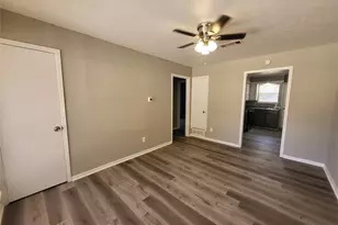 1503 E Wells Ave, Sherman, TX 75090 - Photo 26