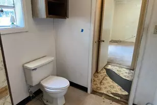 611 S Ruddell St, Denton, TX 76205 - Photo 6