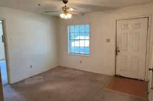 611 S Ruddell St, Denton, TX 76205 - Photo 2