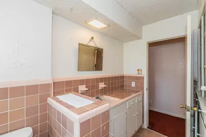 6207 Lyndon B Johnson Freeway, Dallas, TX 75240 - Photo 18