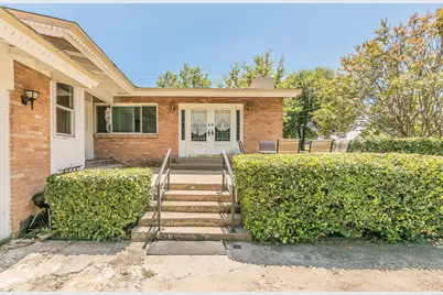 6207 Lyndon B Johnson Freeway, Dallas, TX 75240 - Photo 2