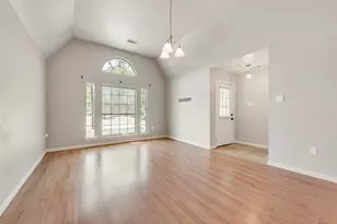 402 Chappell St, Terrell, TX 75160 - Photo 4